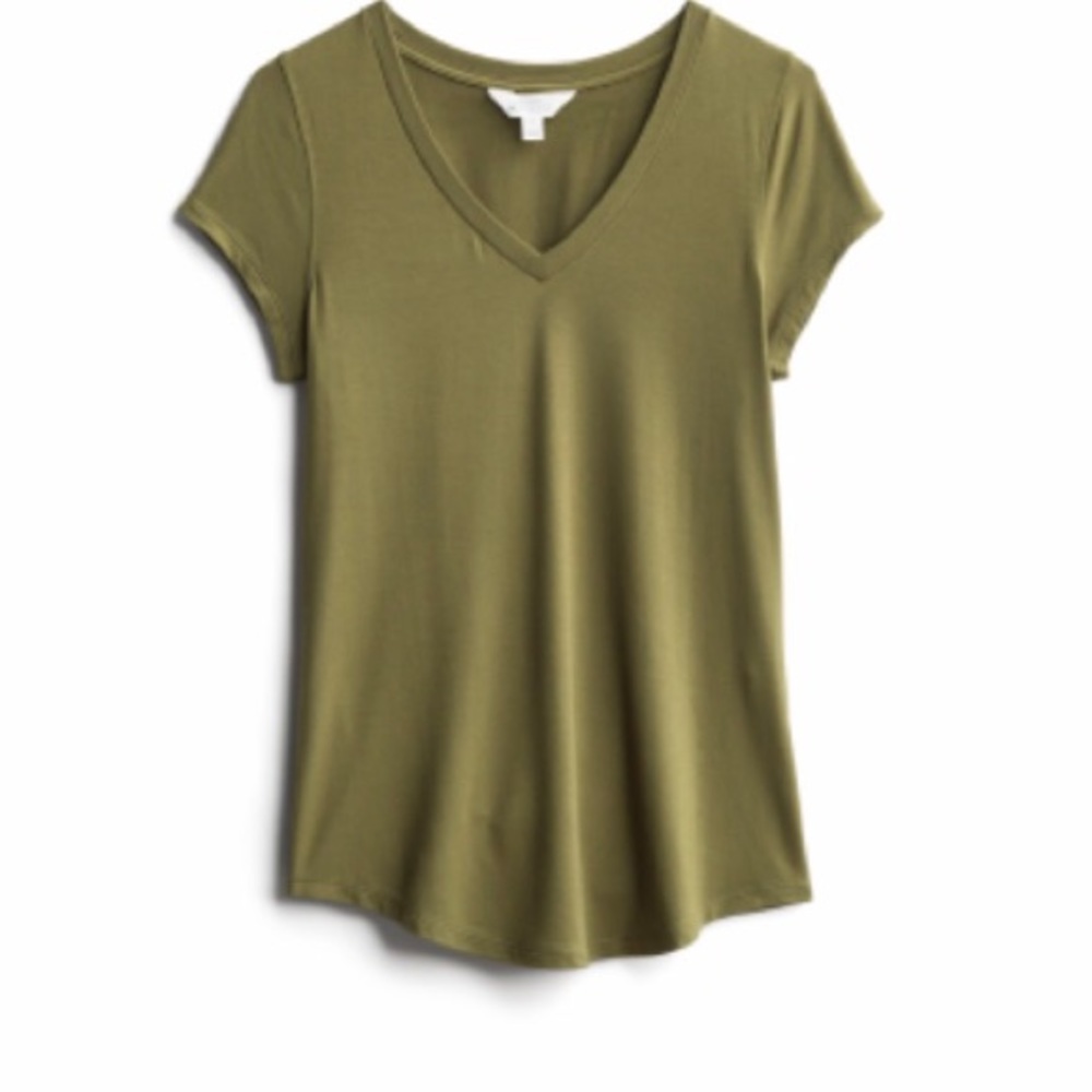 NWOT Trumer V Neck Knit Top